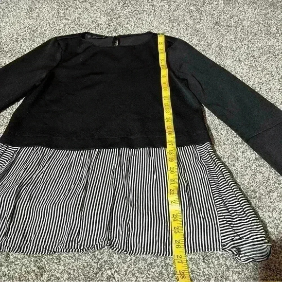 Zara Basic Collection- Top Mixed Media Blouse -striped Black And White Small - Picture 2 of 8